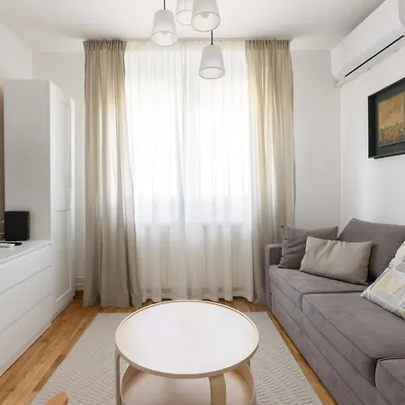 Artistique Appartement Belgrade